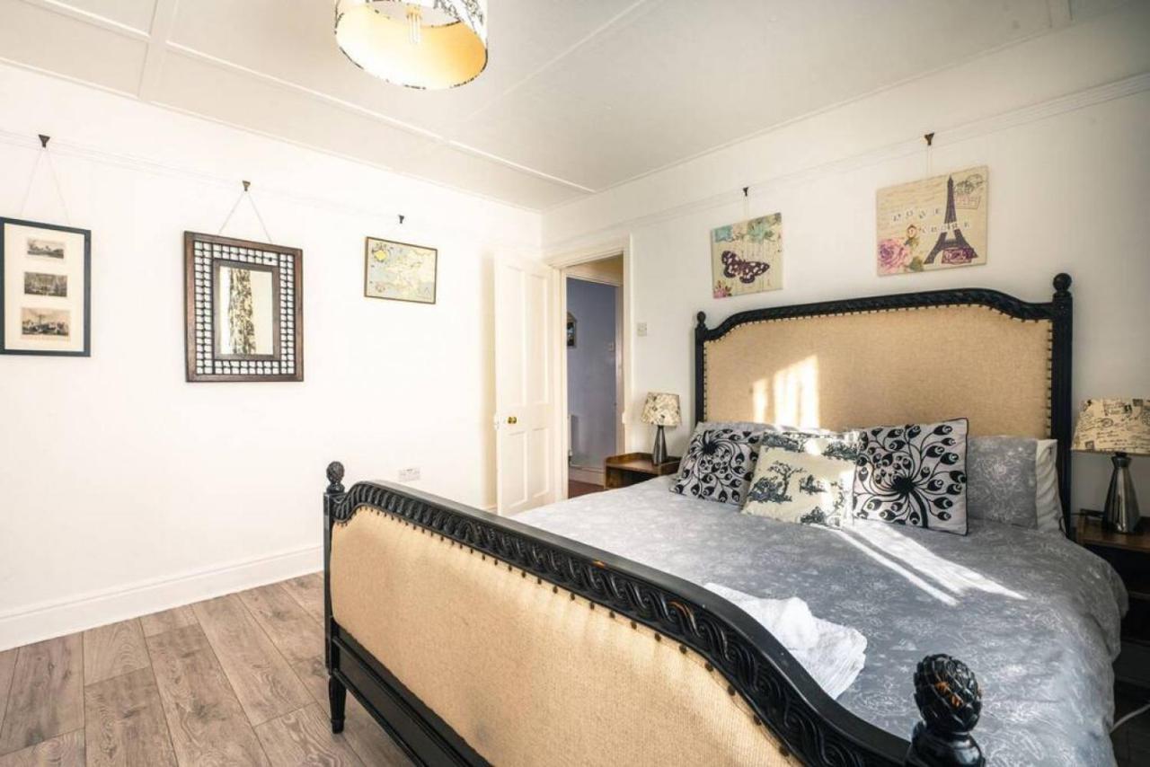 Cosy Welsh Cottage In St Davids Centre With Garden Eksteriør billede