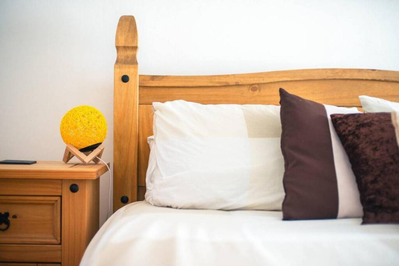 Cosy Welsh Cottage In St Davids Centre With Garden Eksteriør billede