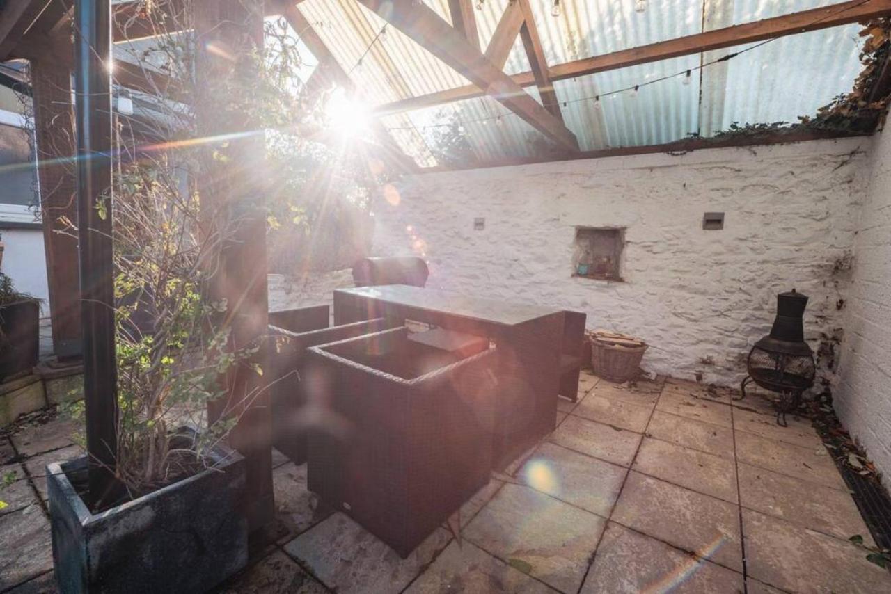 Cosy Welsh Cottage In St Davids Centre With Garden Eksteriør billede